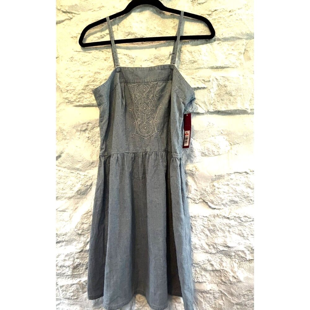 NWT Chambray Embroidered Dress Blue Boho Cottagecore Midi Sundress Size 10